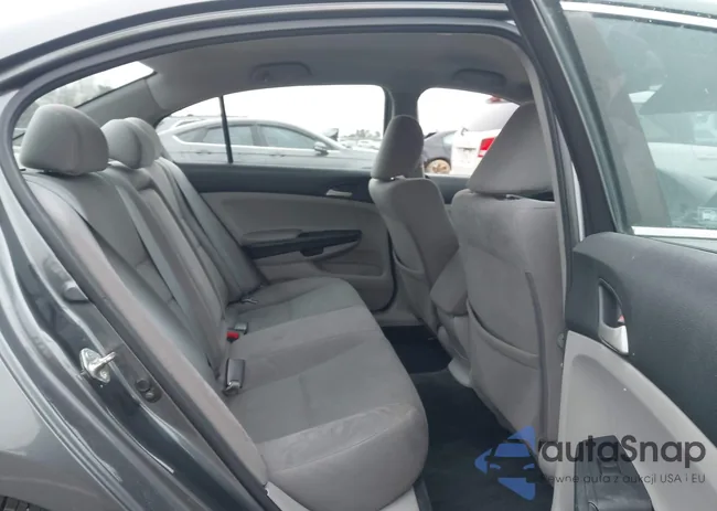 1HGCP2F36CA190859: 44515293