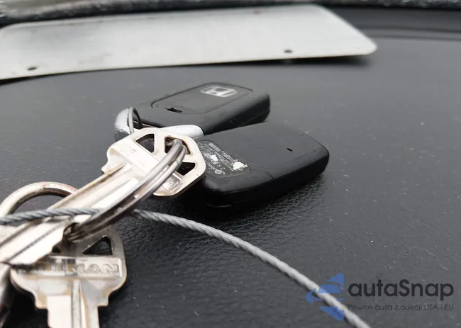 1HGCR2F75EA260187: 44515333