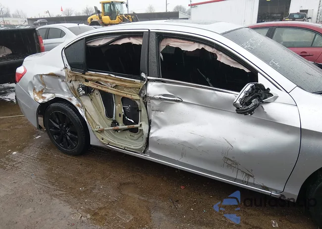 1HGCR2F75EA260187: 44515333