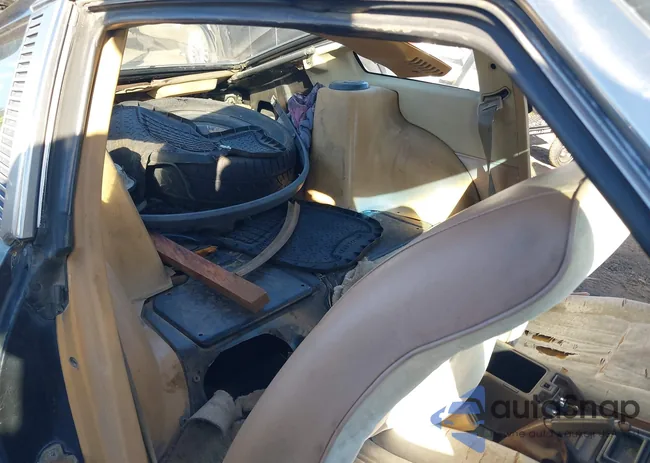 JN1HZ04S8BX265704: 44515368