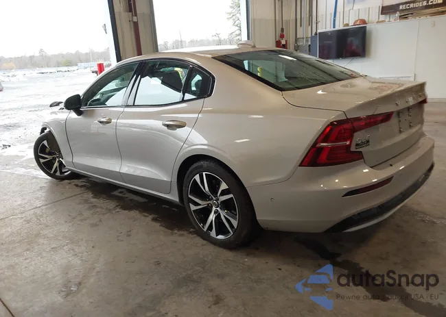 7JRL12TL1RG315715: 44515501