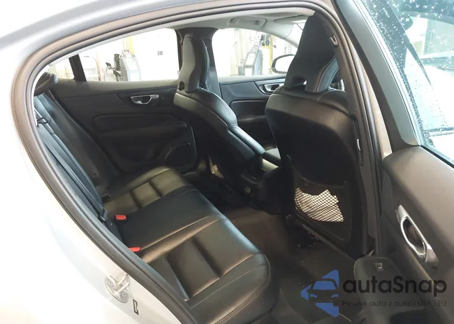 7JRL12TL1RG315715: 44515501