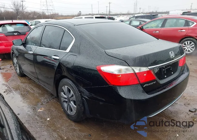 1HGCR2F34EA016592: 44515556