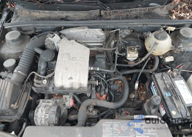 3VWRA81H1TM006119: 44515566