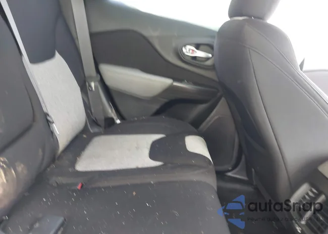 1C4PJMCS5EW321942: 44516675