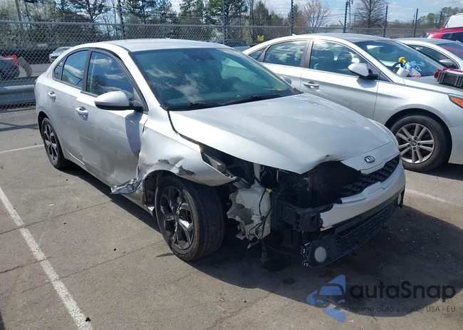 3KPF24AD8KE013389: 44516764