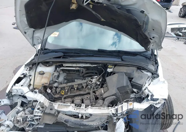 1FADP3E22JL277330: 44516845