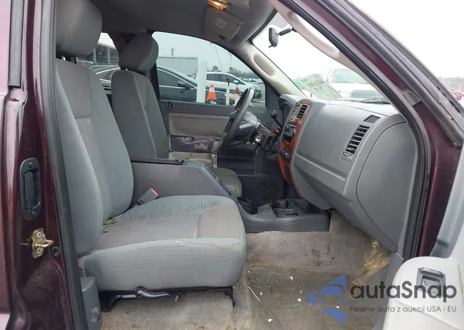 1D7HE42K85S193610: 44516901