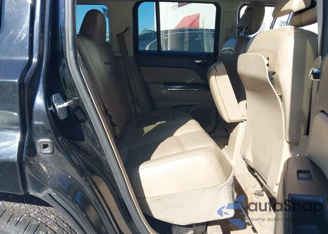 1C4NJPCB3ED606675: 44517119