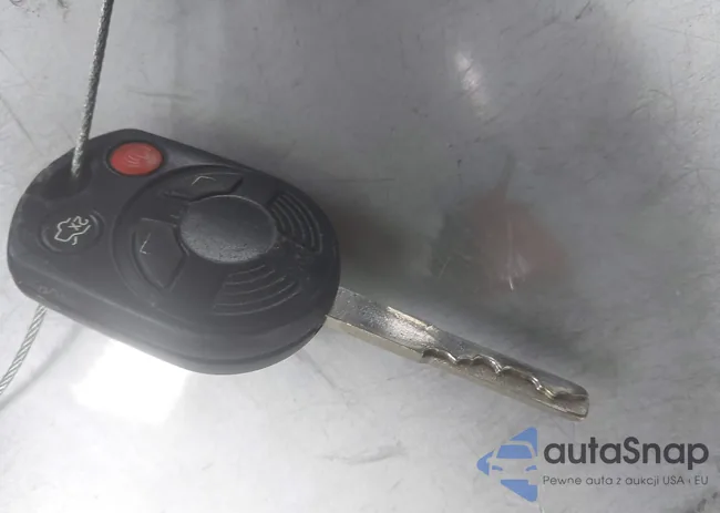 1FADP3F25DL232773: 44517120