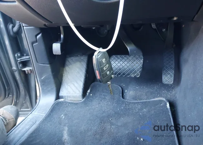 WA1DGAFE5ED008529: 44517778