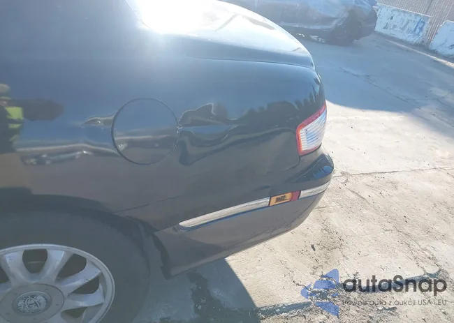 KNALD124765087623: 44517863