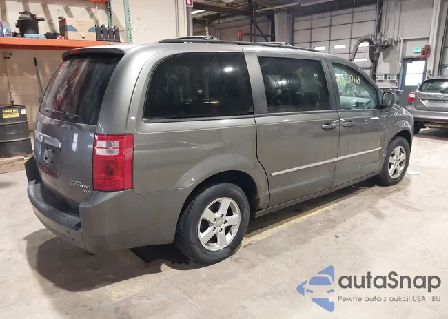 2D4RN5D1XAR420108: 44517864