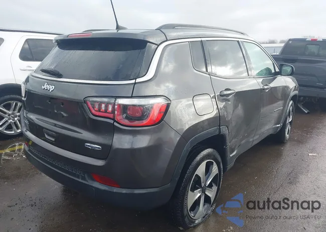 3C4NJDBB3JT116791: 44517888