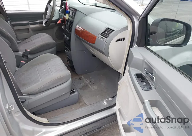 2A8HR44H38R683015: 44517995