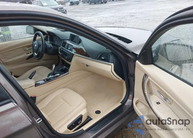 WBA3A5G52FNS83793: 44518156