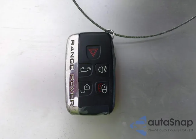 SALWR2PFXGA117040: 44518187