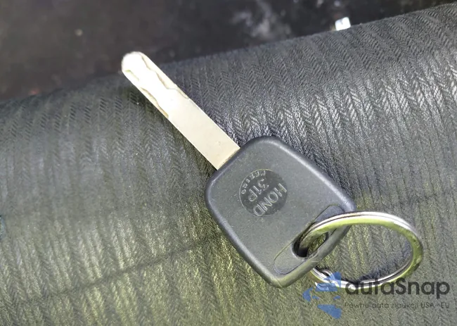 1HGCR2F54DA077330: 44517319