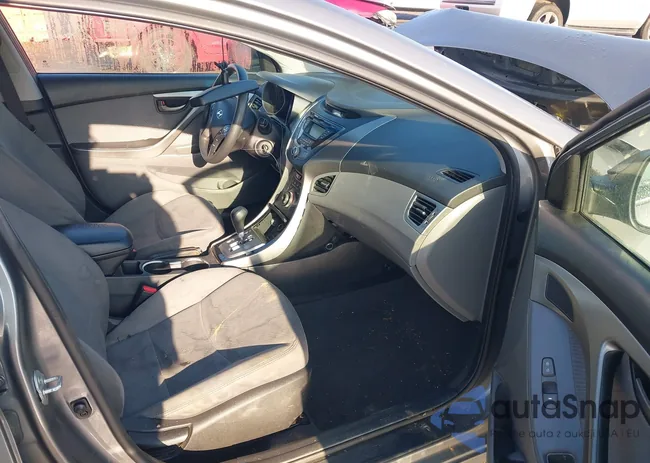 5NPDH4AE0DH207766: 44517359