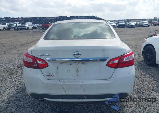 1N4AL3AP7GC172758: 44517380