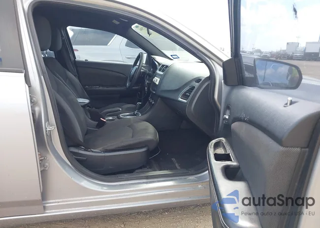 1C3CDZAB7DN644811: 44517504