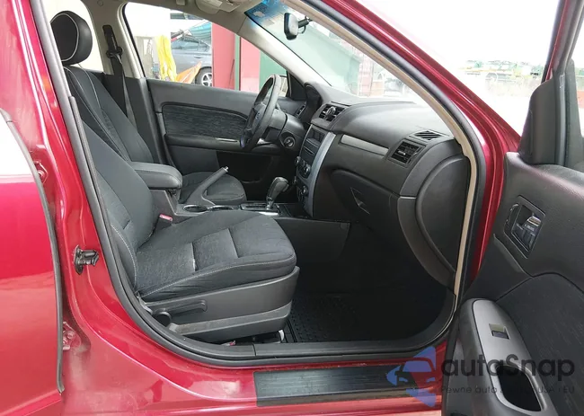 3FAHP0HAXBR251113: 44517522