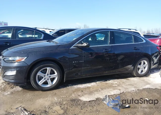 1G1ZB5STONF208642: 44517606