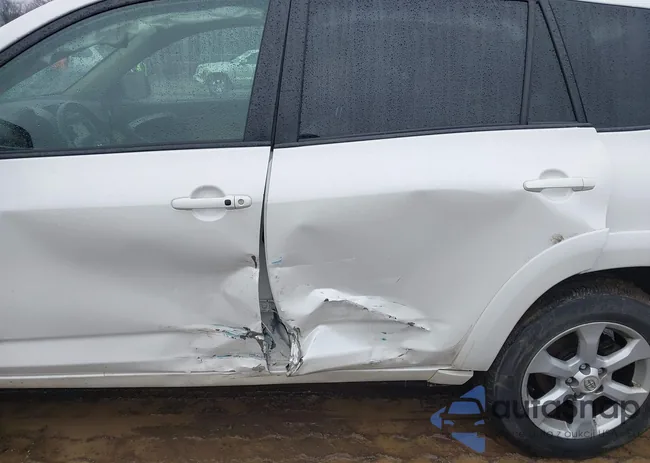 2T3DF4DV9CW221853: 44518729