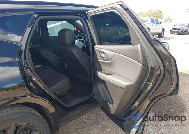 3GNKBJRS2KS699261: 44518924