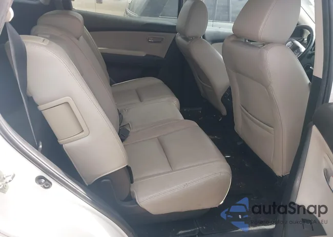 JM3TB2CA8E0444717: 44518935