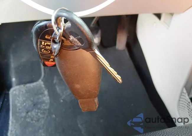 2C4RDGCG2KR611394: 44518976