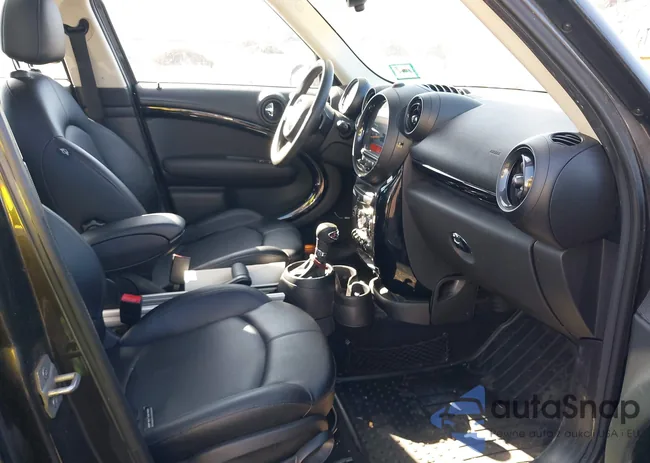 WMWZC5C52FWP42843: 44518997