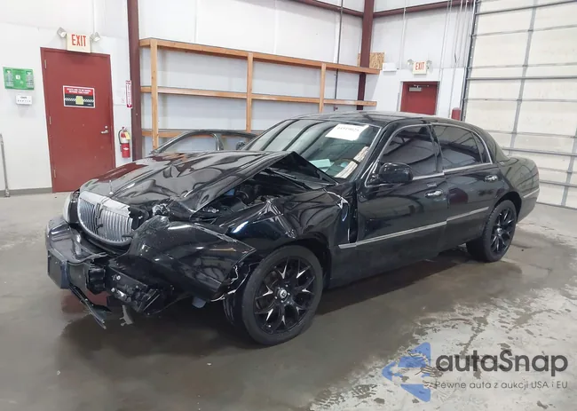 2LNHM82V88X649715: 44519025