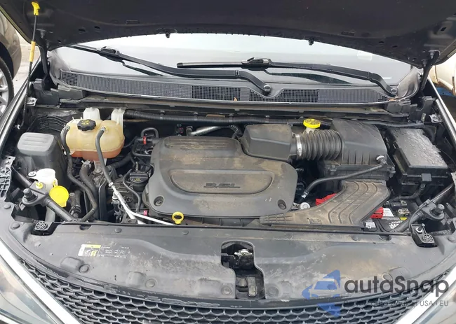 2C4RC1DG0LR144976: 44519034