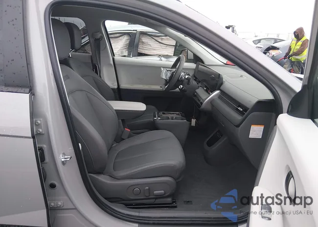 7YAKNDDC2SY015988: 44519190