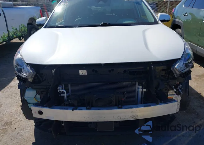 KNDCD3LD4K5303872: 44518346