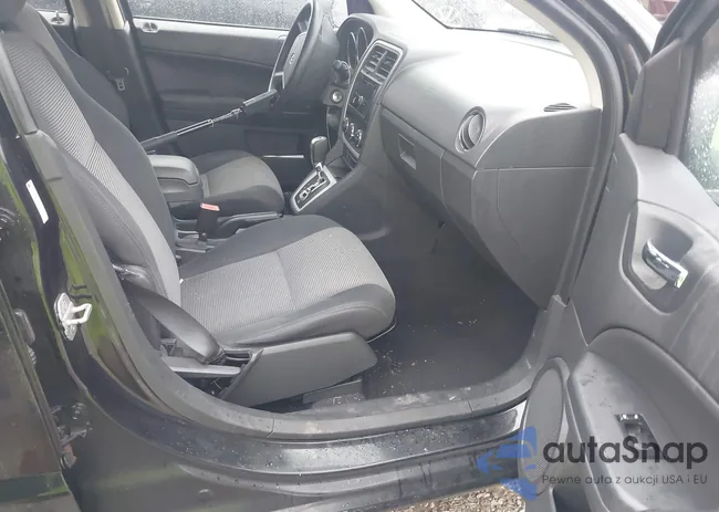 1B3CB5HA3BD221977: 44518386