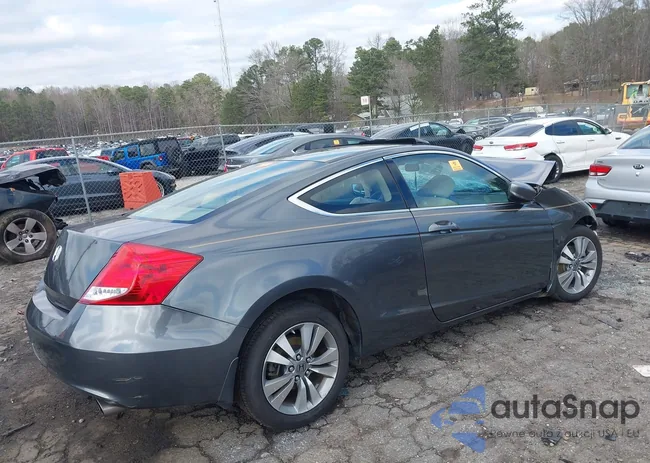 1HGCS1B89CA006489: 44518609