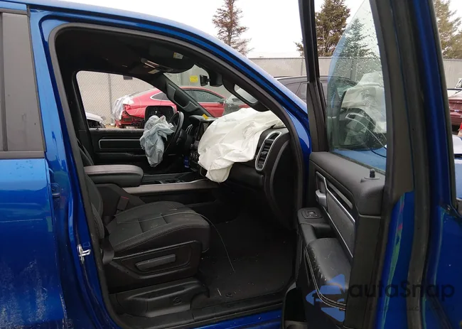 1C6SRFFT0KN924079: 44519726