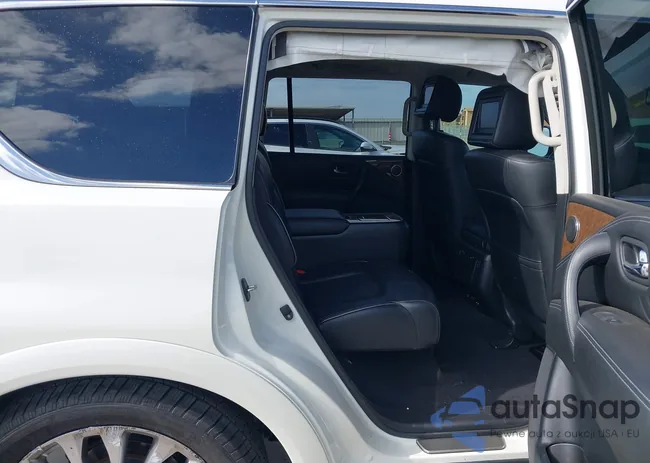 JN8AZ2NF1F9570309: 44519766