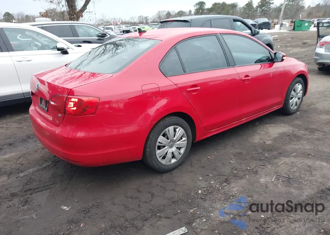 3VWD17AJ4EM305484: 44519781