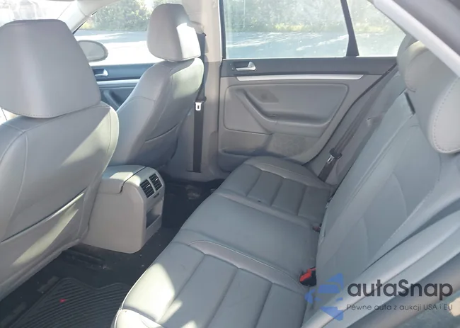 3VWRZ71K99M035231: 44519862