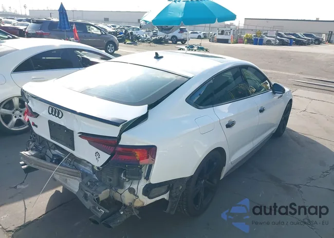 WAUC4DF53JA019565: 44519920