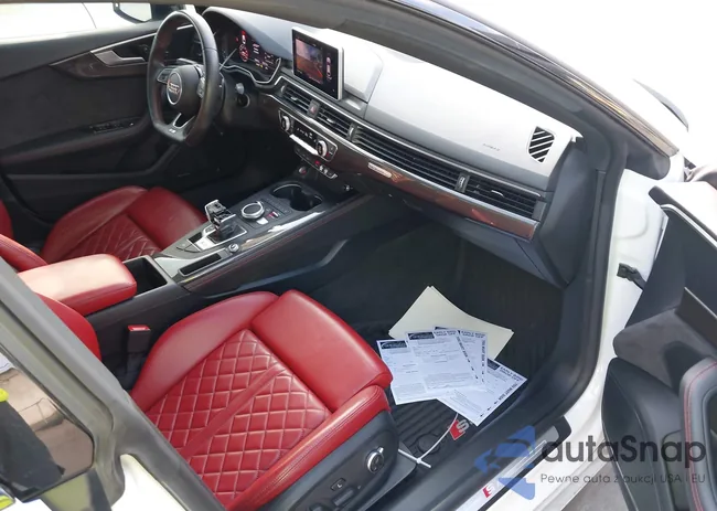 WAUC4DF53JA019565: 44519920