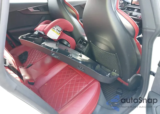 WAUC4DF53JA019565: 44519920