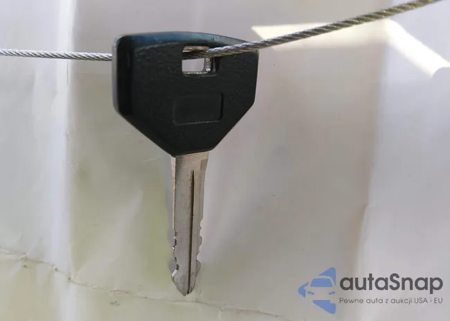 1J4FJ68S9RL142885: 44520002