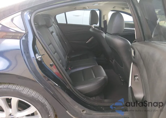 JM1GJ1V5XF1212218: 44520098