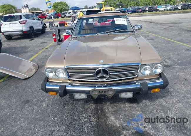 WDBBA45D5FA022196: 44520219