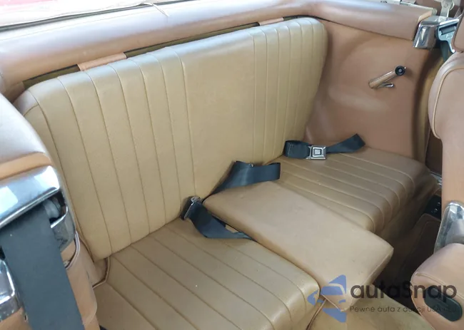 WDBBA45D5FA022196: 44520219