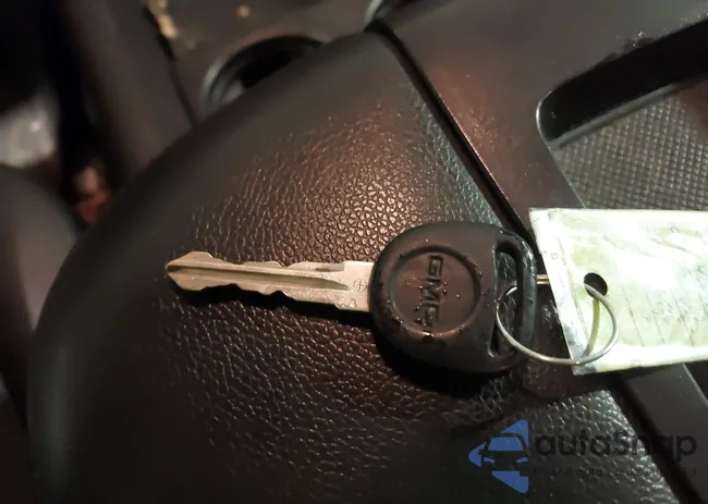 1GKS2CE04DR280928: 44519244